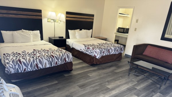 2 Queen Beds Kitchenette Nonsmoking Suite Photo 1